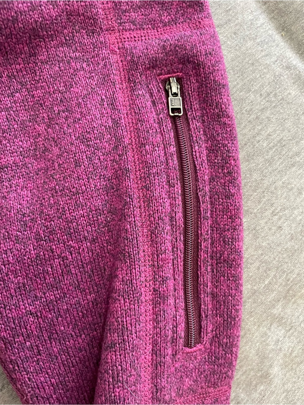 Patagonia Better Sweater 1/4 Zip Fleece Pullover Violet Red Dark Currant M - Picture 4 of 8